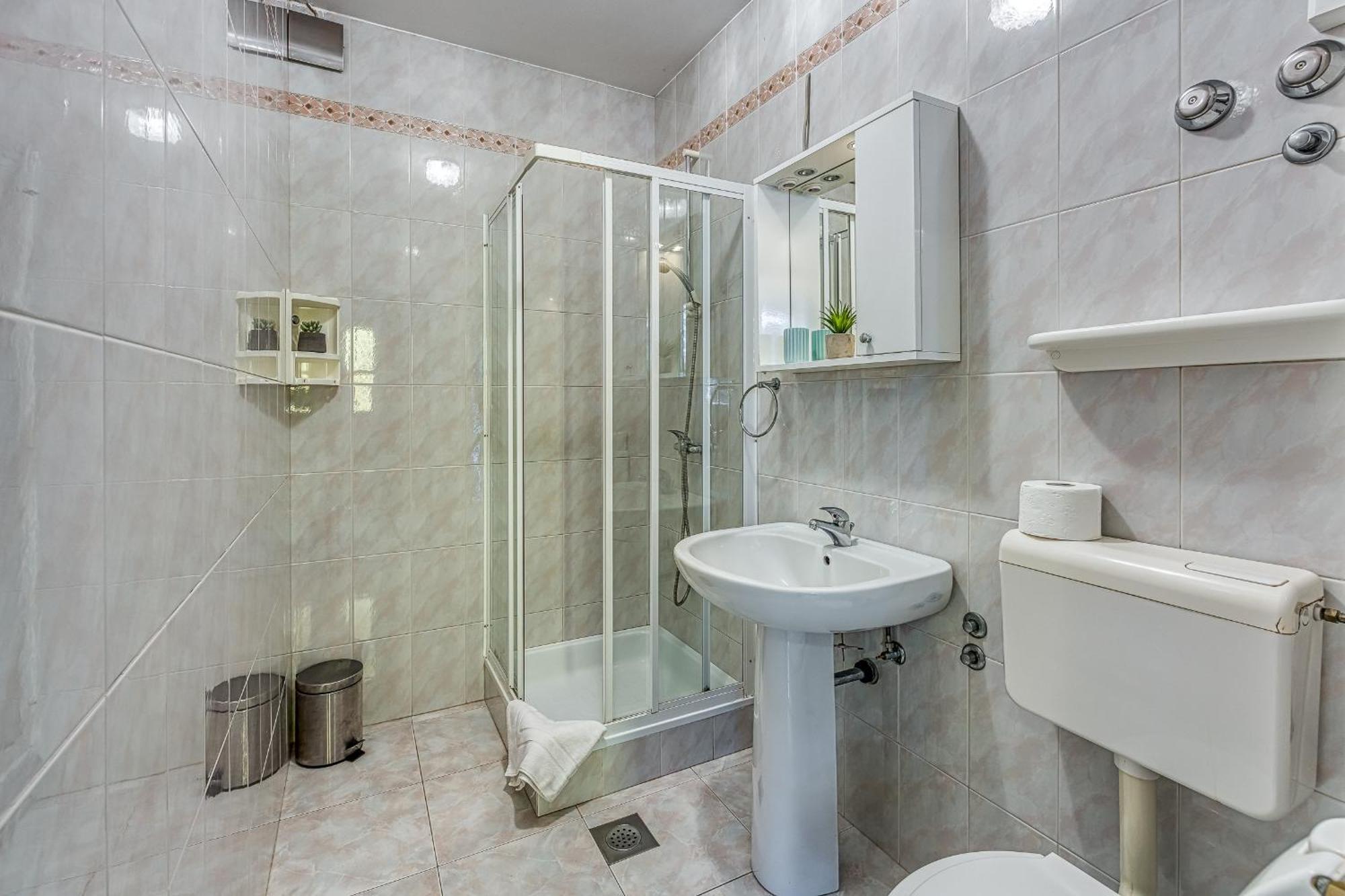 Punta B Hotel Porec Ngoại thất bức ảnh