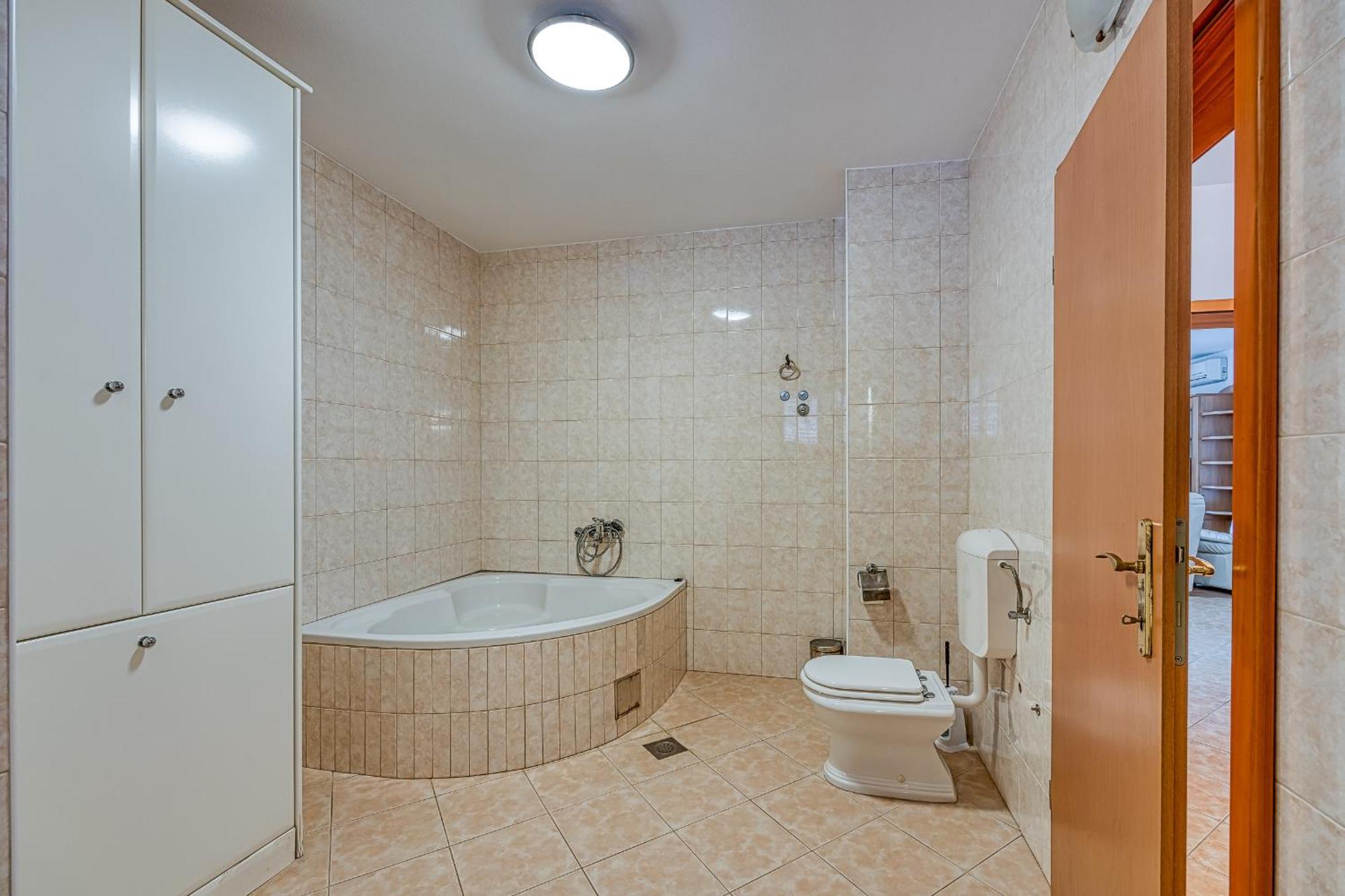 Punta B Hotel Porec Ngoại thất bức ảnh